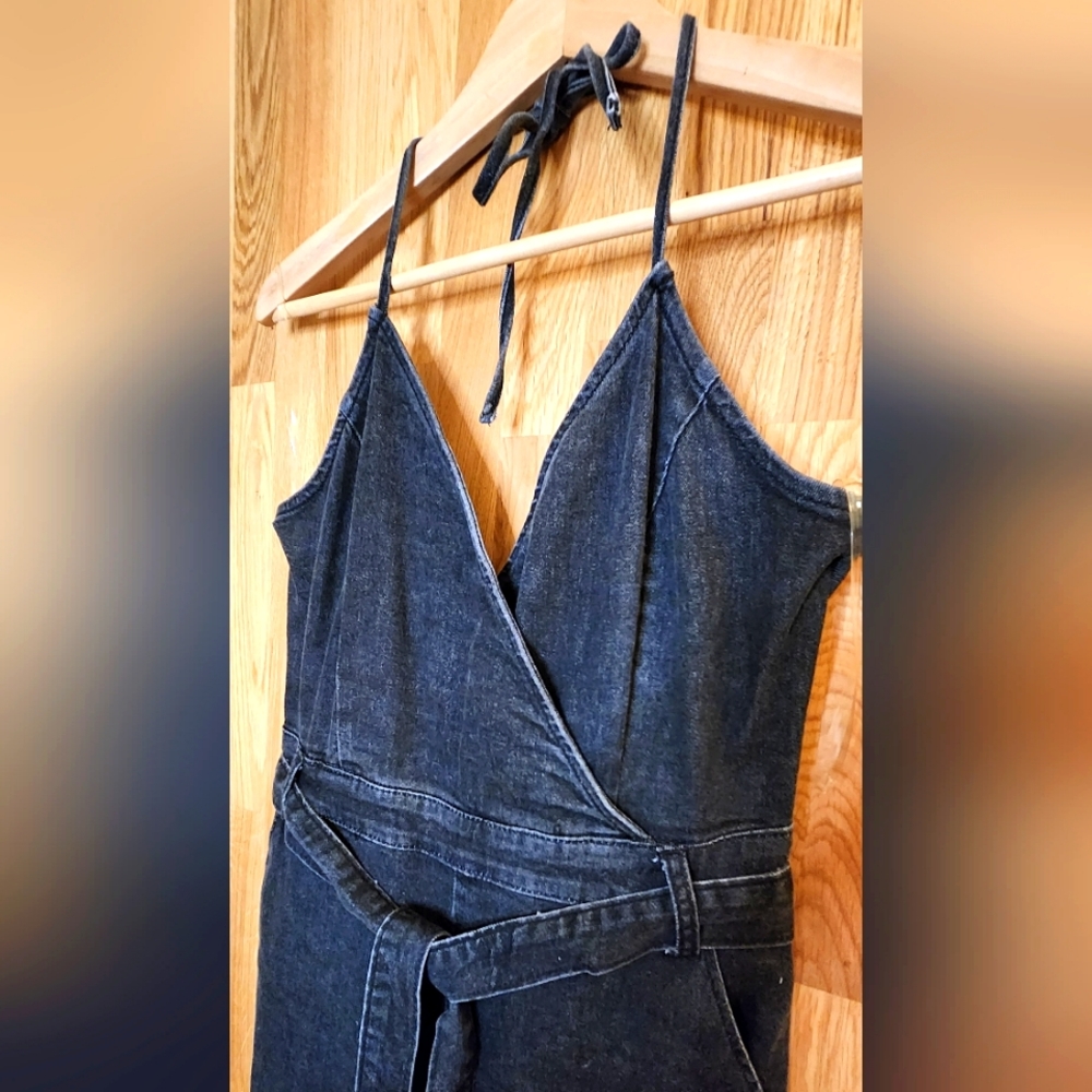 Black Jean Jumper - BLUE BLUSH